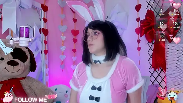 Snapshot of NaomiShimizu chatting on February 2025 10:54:01 PM NaomiShimizu online show from February 2025 10:54:01 PM