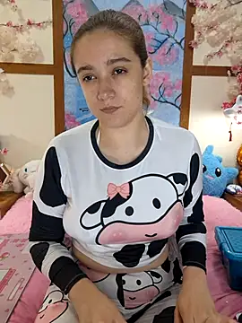 Snapshot of NaomiShimizu chatting on February 2025 07:49:02 PM NaomiShimizu online show from February 2025 07:49:02 PM