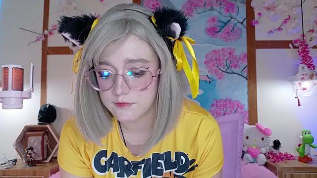 Snapshot of NaomiShimizu chatting on March 2025 12:29:02 AM NaomiShimizu online show from March 2025 12:29:02 AM