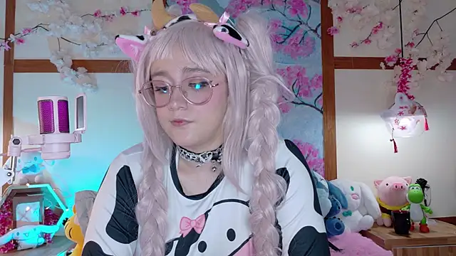 Snapshot of NaomiShimizu chatting on March 2025 11:57:02 PM NaomiShimizu online show from March 2025 11:57:02 PM