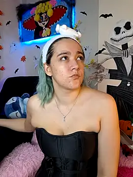 Snapshot of NaomiShimizu chatting on October 2025 08:25:01 PM NaomiShimizu online show from October 2025 08:25:01 PM