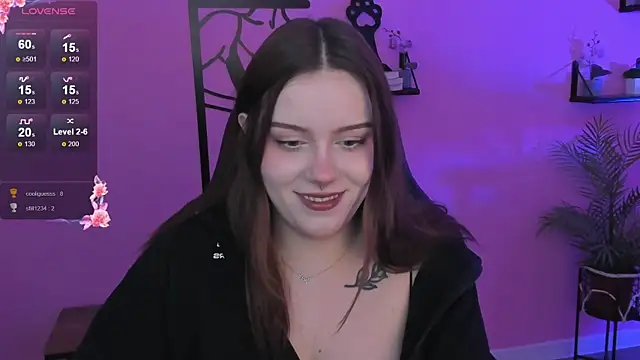 CoralineKeyns online show from March 2025 08:51:01 AM