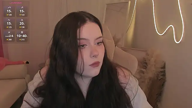 CoralineKeyns online show from March 2026 07:15:01 AM