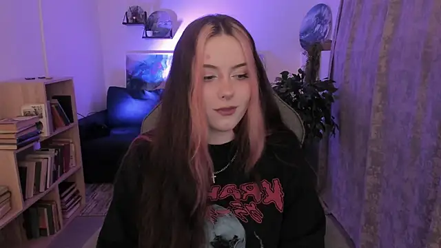 CoralineKeyns online show from July 2026 02:07:01 AM
