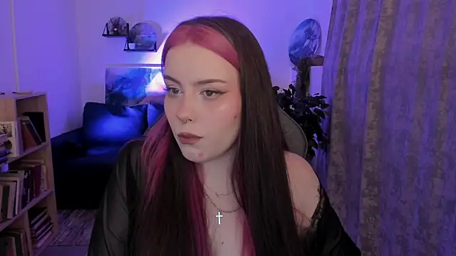 CoralineKeyns online show from July 2026 05:32:02 AM
