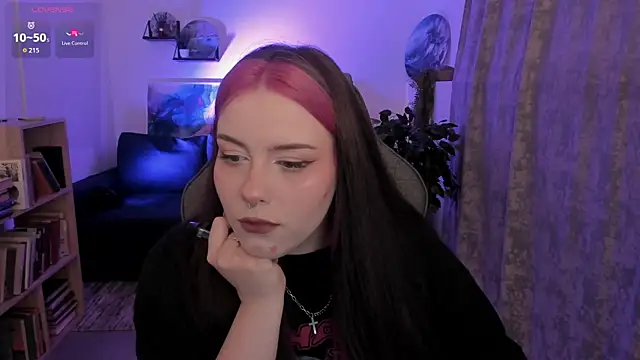 CoralineKeyns online show from July 2026 06:47:02 AM