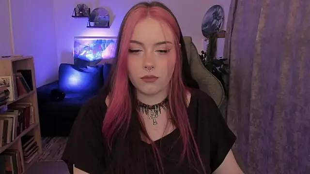 CoralineKeyns online show from July 2026 05:33:02 AM