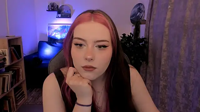 CoralineKeyns online show from July 2026 05:34:01 AM