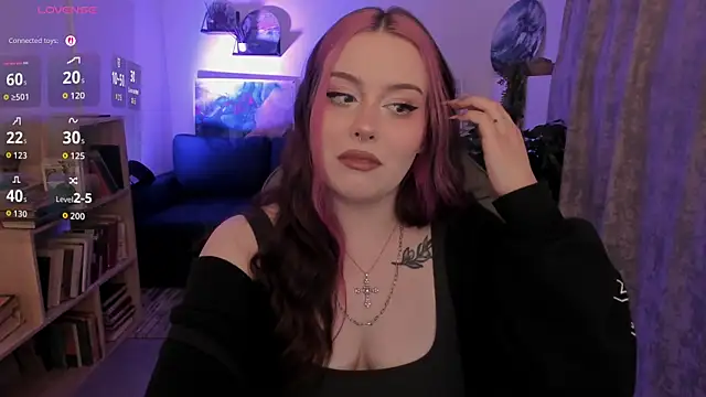 CoralineKeyns online show from July 2026 05:28:01 AM