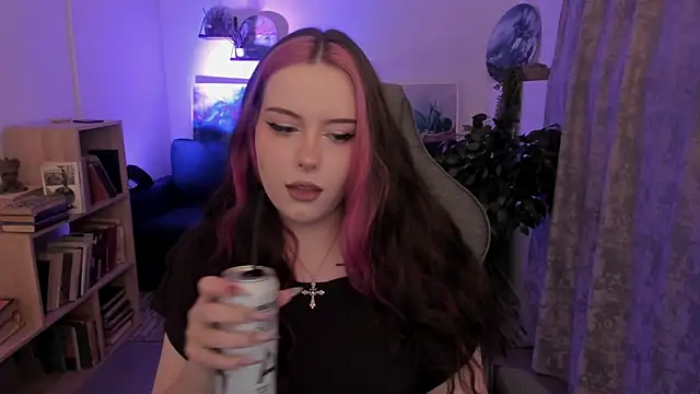 CoralineKeyns online show from July 2026 05:29:01 AM