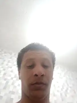 Nicolaskribeiro online show from September 2025 11:21:02 AM