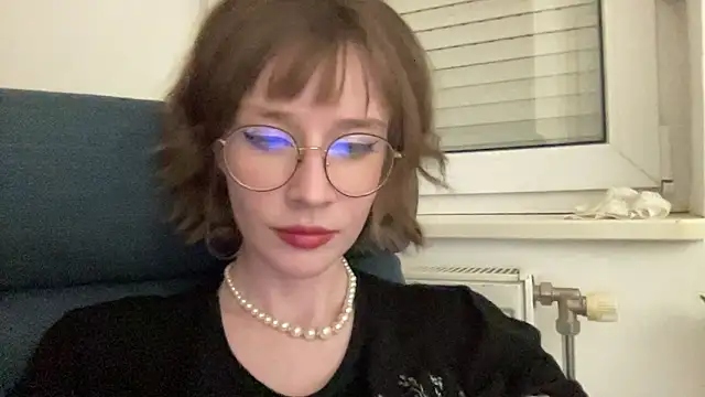 Snapshot of ms_christiana chatting on May 2026 09:22:01 PM ms christiana online show from May 2026 09:22:01 PM