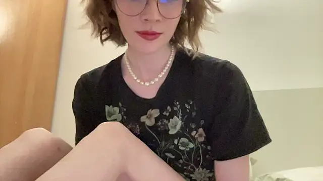 Snapshot of ms_christiana chatting on May 2026 09:21:02 PM ms christiana online show from May 2026 09:21:02 PM