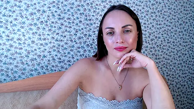 Tinadream20 online show from May 2026 06:42:01 AM