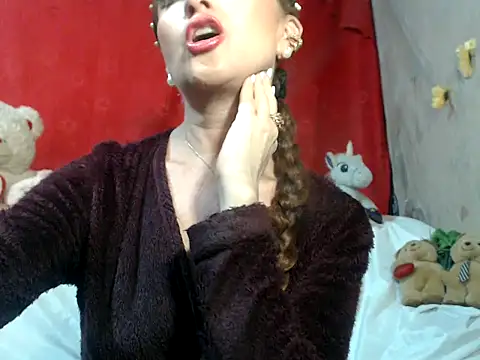 hottieperla online show from March 2025 10:05:02 PM