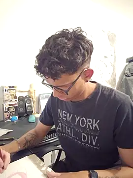 Snapshot of xrobXstax chatting on October 2025 10:52:02 PM xrobXstax online show from October 2025 10:52:02 PM