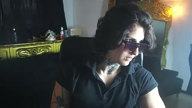 dantecoppolaa  online show from February 2025 09:46:01 PM