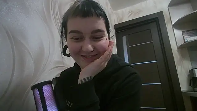 Snapshot of MoorderxDoll chatting on December 2024 10:55:02 PM MoorderxDoll online show from December 2024 10:55:02 PM