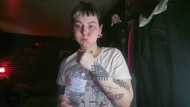 Snapshot of MoorderxDoll chatting on February 2025 07:57:02 PM MoorderxDoll online show from February 2025 07:57:02 PM