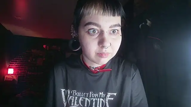 Snapshot of MoorderxDoll chatting on February 2025 07:52:02 PM MoorderxDoll online show from February 2025 07:52:02 PM