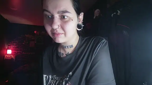 Snapshot of MoorderxDoll chatting on February 2025 09:10:01 PM MoorderxDoll online show from February 2025 09:10:01 PM