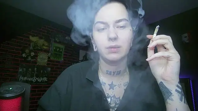 Snapshot of MoorderxDoll chatting on February 2026 11:06:01 PM MoorderxDoll online show from February 2026 11:06:01 PM