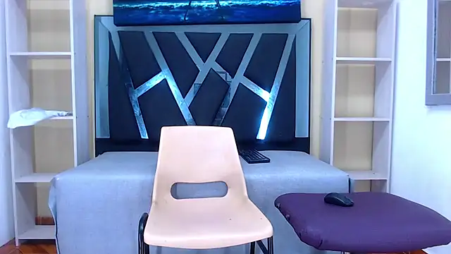 Snapshot of mailo_bronw chatting on December 2024 02:44:01 PM mailo bronw online show from December 2024 02:44:01 PM