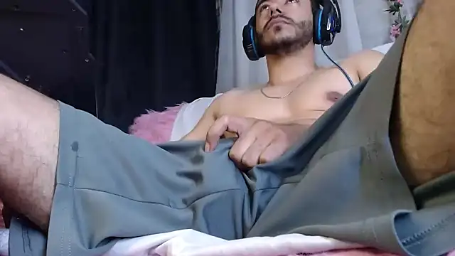 Tommhot online show from January 2025 09:19:02 AM