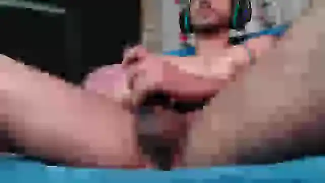 Tommhot online show from March 2025 08:44:01 AM