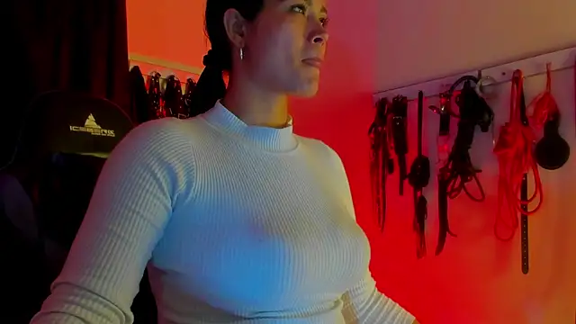 scarlet-kennedy98 online show from November 2025 08:33:02 PM