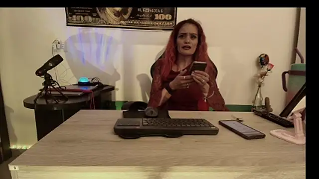 Julieta Wall  online show from April 2026 12:33:01 AM