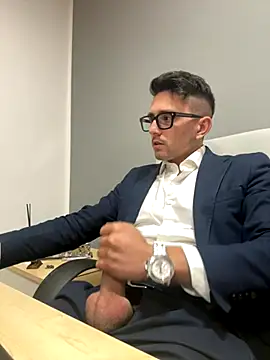 masterboss  online show from October 2025 01:02:02 PM