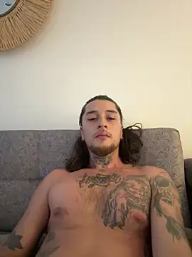 raymon616 online show from March 2026 10:01:01 PM