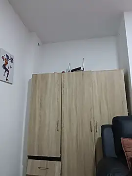 Snapshot of Issa_Km_ chatting on June 2026 11:40:02 PM Issa Km online show from June 2026 11:40:02 PM