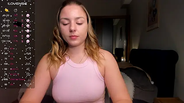 ThreeshaWhite online show from March 2025 04:13:02 PM