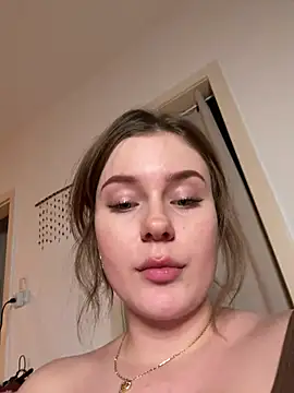 MaribelRiver online show from February 2025 01:11:01 AM