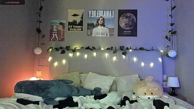 Anisawithlove online show from December 2024 05:12:01 PM