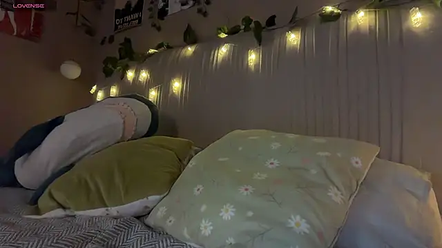 Anisawithlove online show from July 2026 06:34:02 PM