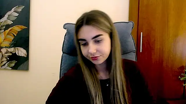 Lili magic online show from January 2025 04:13:02 PM