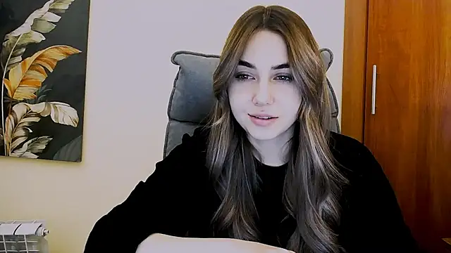 Lili magic online show from March 2025 02:21:02 PM