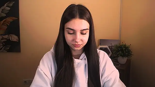 Lili magic online show from October 2025 07:52:02 AM