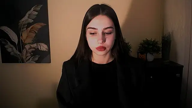 Lili magic online show from October 2025 12:06:01 PM