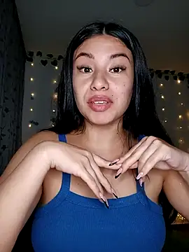 Snapshot of tara20_ chatting on December 2024 09:28:02 AM tara20  online show from December 2024 09:28:02 AM