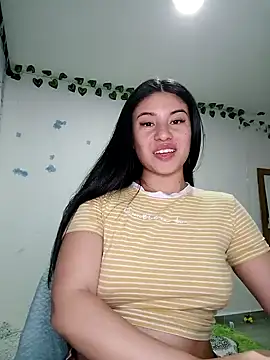 Snapshot of tara20_ chatting on December 2024 04:16:02 AM tara20  online show from December 2024 04:16:02 AM