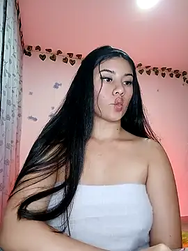 Snapshot of tara20_ chatting on January 2025 05:35:01 AM tara20  online show from January 2025 05:35:01 AM