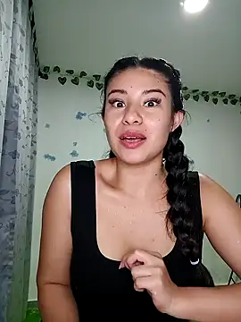Snapshot of tara20_ chatting on February 2025 12:10:01 AM tara20  online show from February 2025 12:10:01 AM