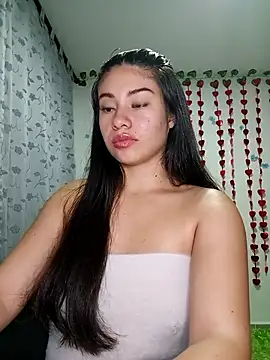 Snapshot of tara20_ chatting on February 2025 07:48:01 AM tara20  online show from February 2025 07:48:01 AM