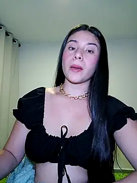 Snapshot of tara20_ chatting on September 2025 06:19:02 AM tara20  online show from September 2025 06:19:02 AM