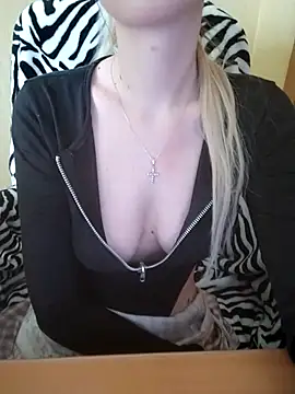 Elza kom online show from March 2025 08:58:02 AM