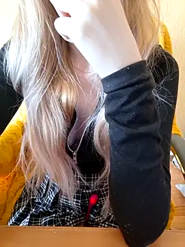 Elza kom online show from March 2026 06:50:01 AM